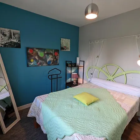 Appartement Avec Terrasse Privee - 6 Pers. - Fr-1-653-293 Barbezieux-Saint-Hilaire